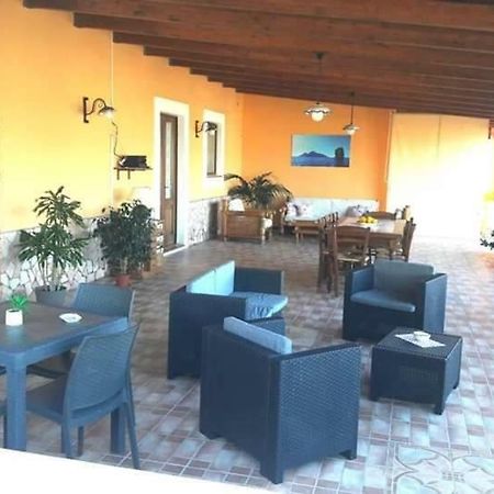 Case Vacanze Villa Lory Malfa  Extérieur photo