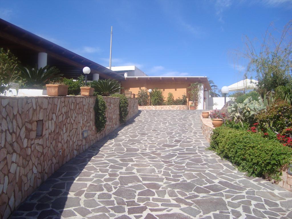 Case Vacanze Villa Lory Malfa  Extérieur photo