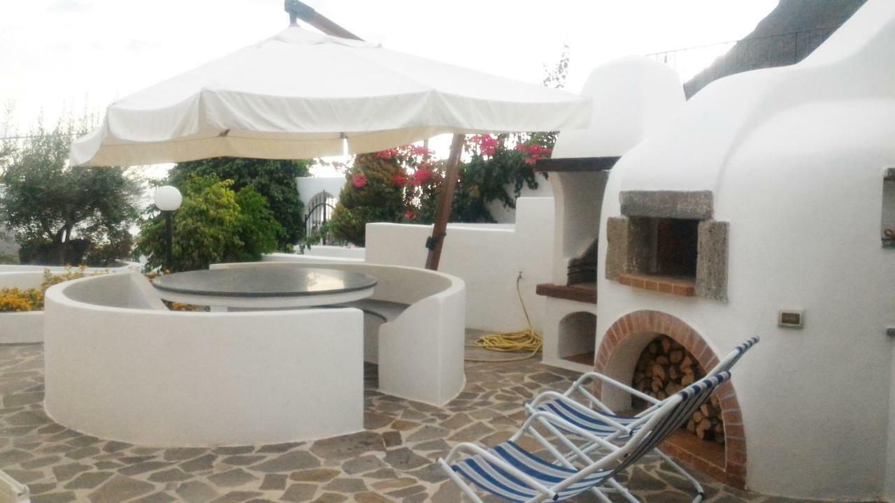 Case Vacanze Villa Lory Malfa  Extérieur photo